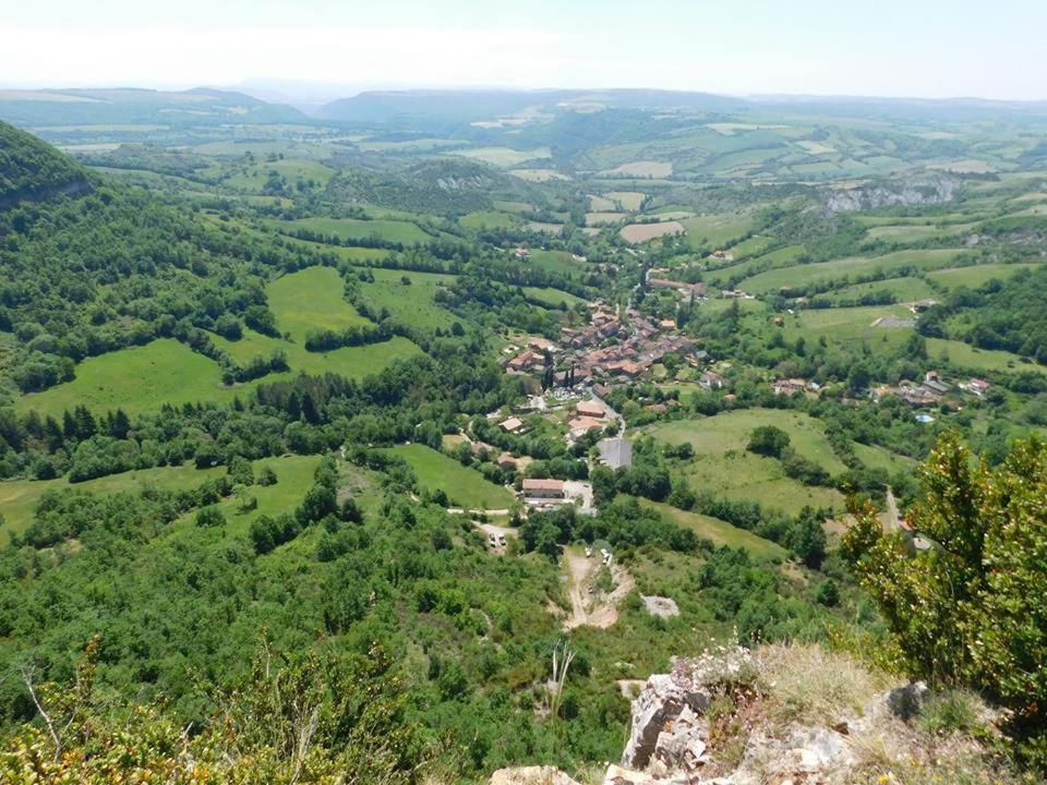 Les Tremieres Bed & Breakfast Saint-Paul-des-Fonts Exterior photo